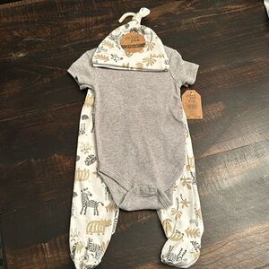 NWT - Chick Pea 3-Piece Baby Set